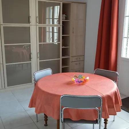 Apartament Anemone *